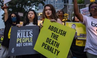 Global: Recorded executions hit their highest figure since 2015