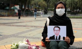 ผู้หญิงธรรมดา-กฎหมาย-รัฐบาล บนเส้นทาง 20 ปี คดีอุ้มหาย “สมชาย นีละไพจิตร”