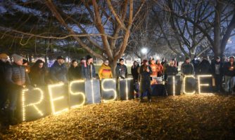 หยุดปฏิบัติการตรวจคนเข้าเมืองรูปแบบทหารในสหรัฐอเมริกา (Stop Militarized Immigration Operations in the USA)